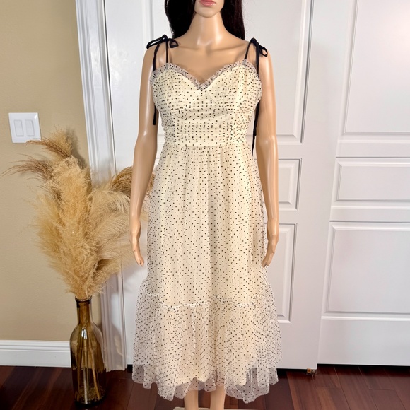 CREAM TULLE MIDI DRESS WITH BLACK POLKA DOTS - Picture 9 of 10